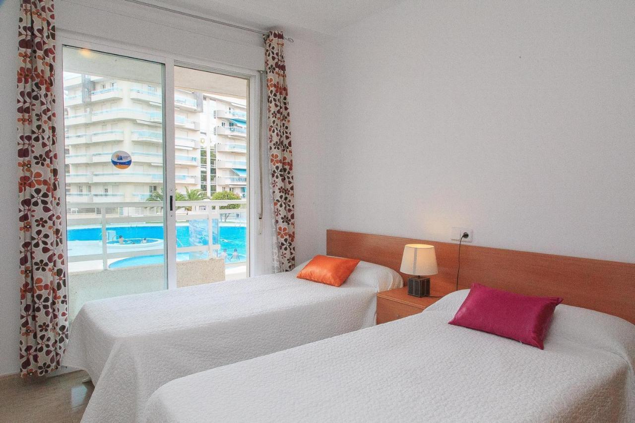 Uhc Larimar Family Complex Apartment Salou Room photo