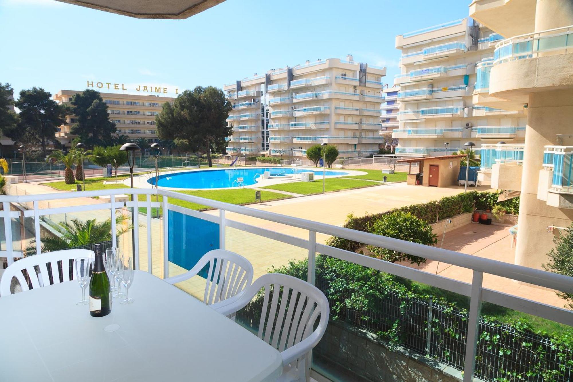 Uhc Larimar Family Complex Apartment Salou Exterior photo